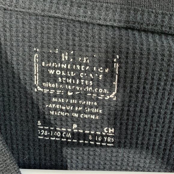 Nike Waffle Knit Long Sleeve Crew Neck Shirt - Picture 2 of 8